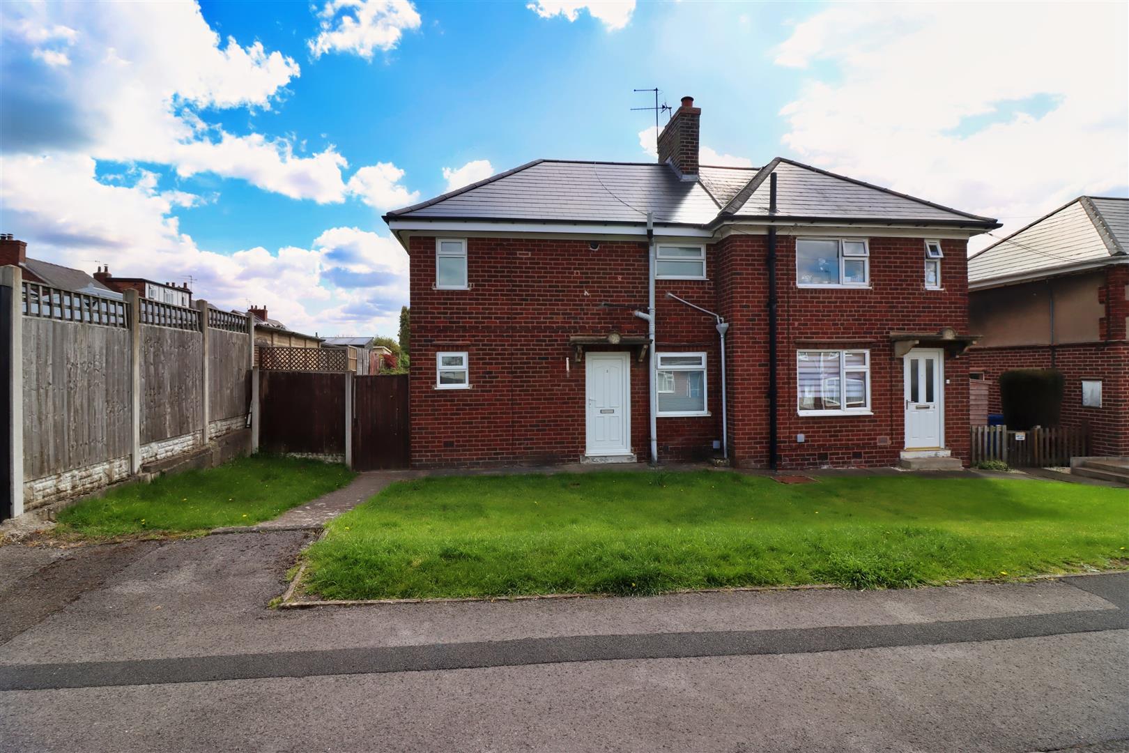 2 bed property in Welfare Avenue, Chesterfield